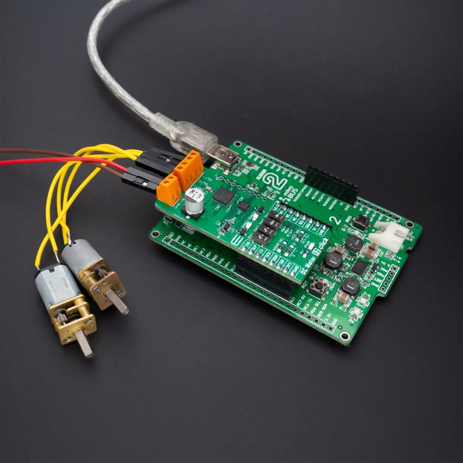DC Motor 12 Click with TB9054FTG Motor Driver