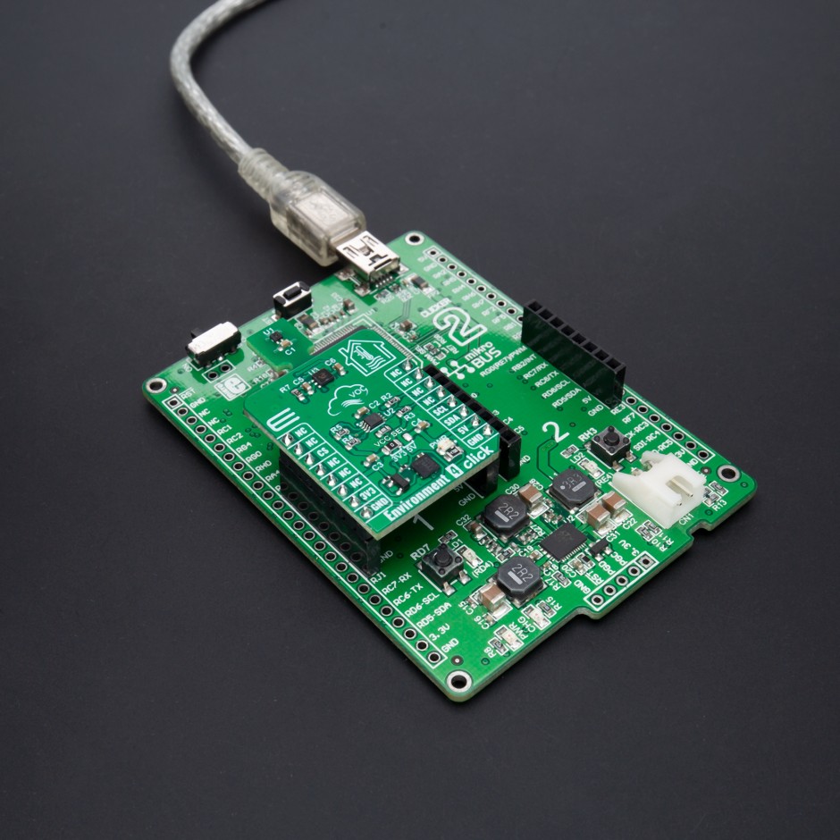 Environment 4 Click with SHT41A-AD1B Temperature and Humidity Sensor