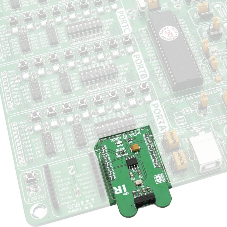 IrDA 3 click | MikroElektronika