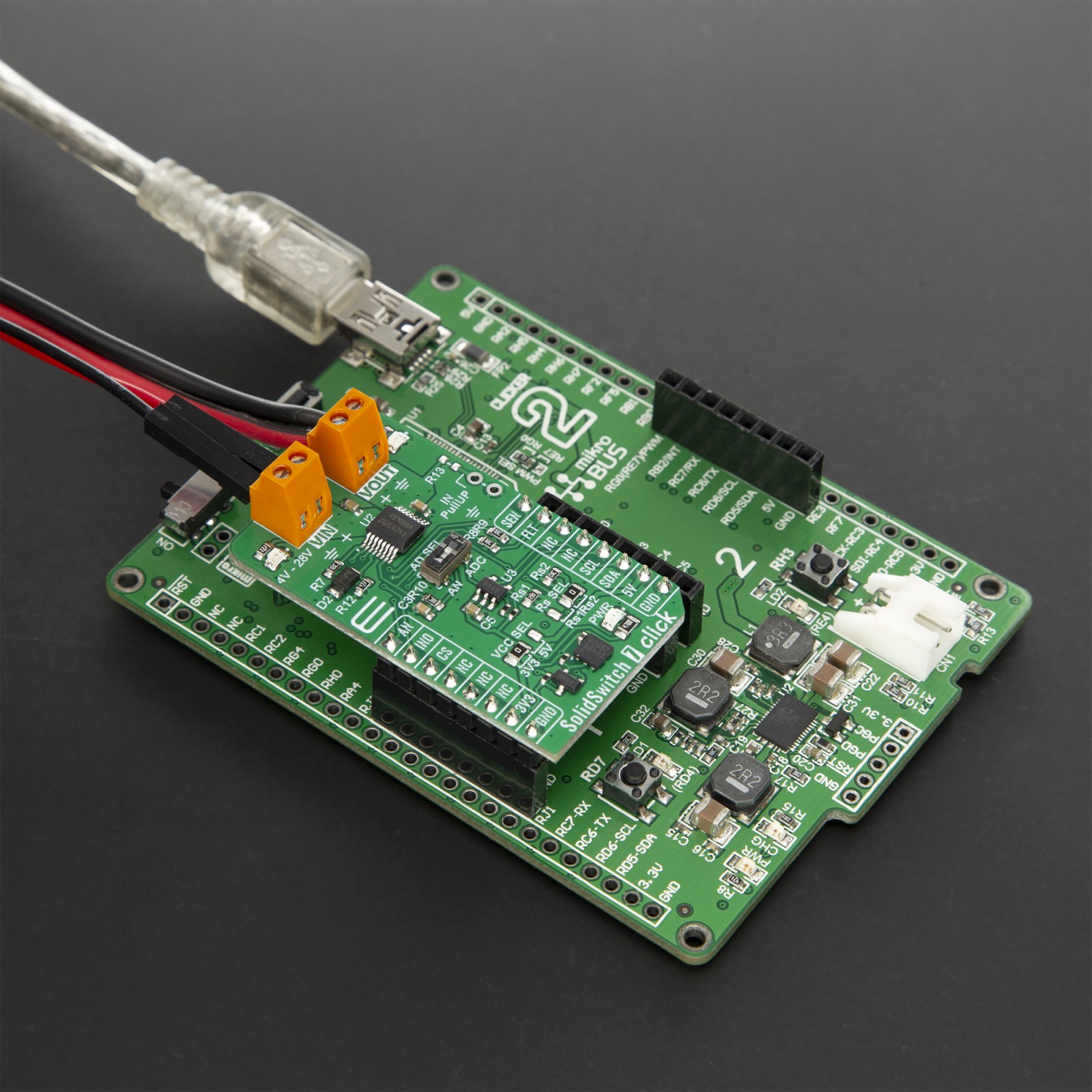 Simple Click Switch SolidSwitch 7 Click - Intelligent High-Side Power Switch | MIKROE-6721