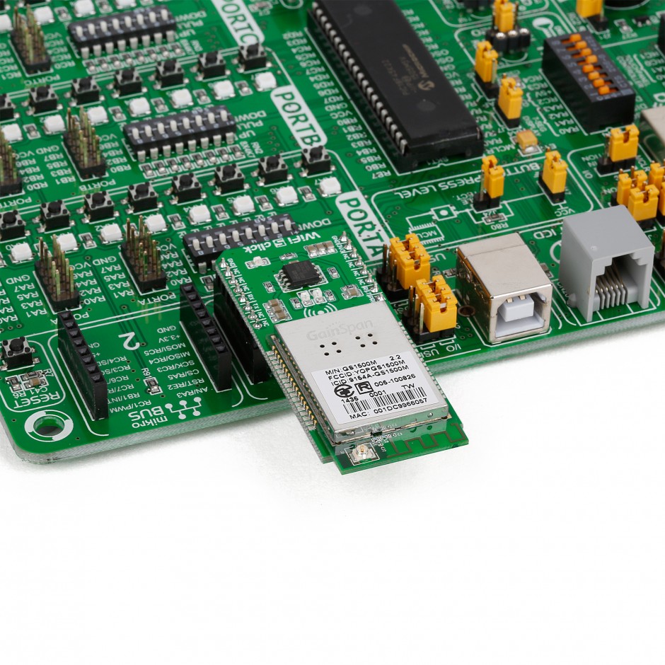 WiFi 5 click – board with Gainspan GS1500M Wi-Fi module